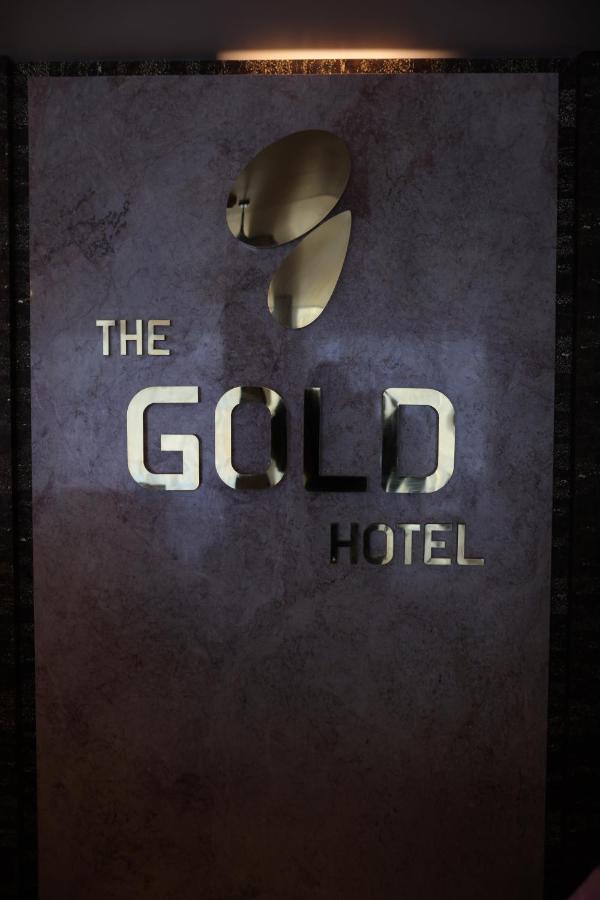 The Gold Hotel Palakkad Exterior foto